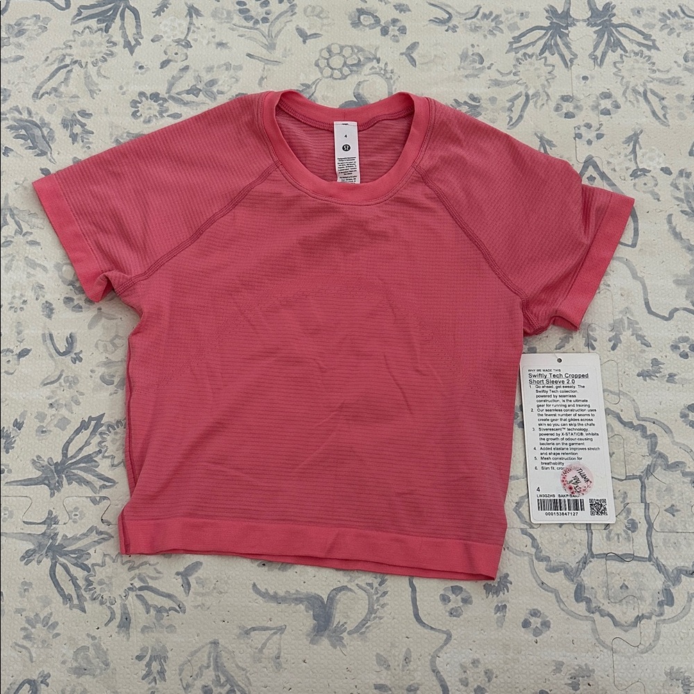 Lululemon Athletica Coral Cropped Swiftly